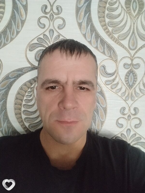 Денис, Аксу