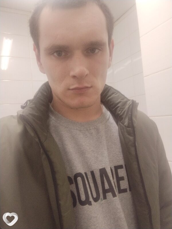 Олег, 24, Бийске — анкета №346384