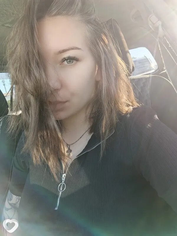 Виктория, 23, Барнауле — анкета №348165