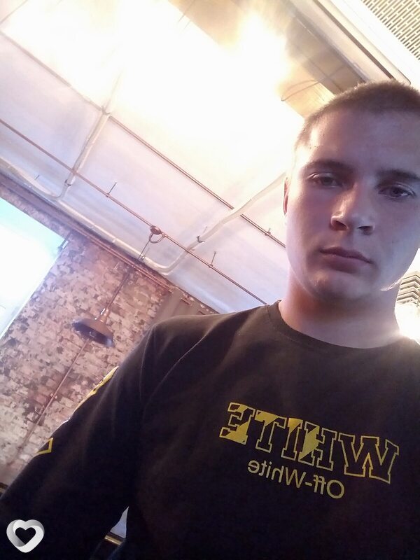 Максим, 23, Жлобине — анкета №348306