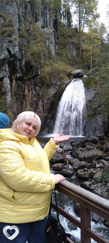 Анюта, 51, Бийске — анкета №348757
