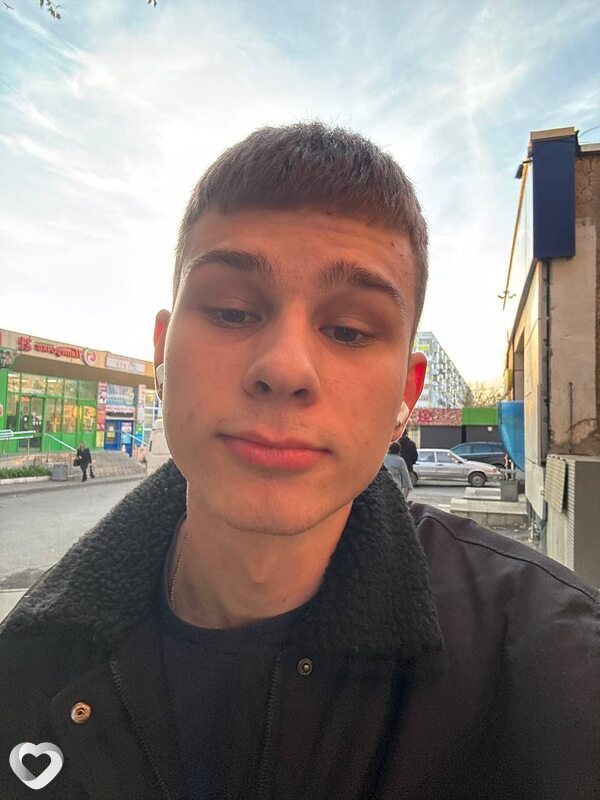 Николай, 23, Москве — анкета №350578