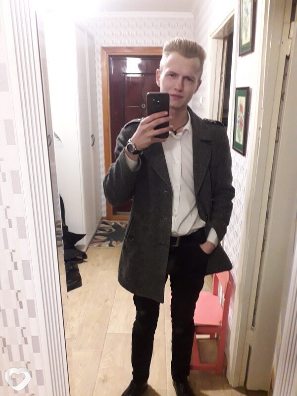 Алик, 27, Барановичах — анкета №351645