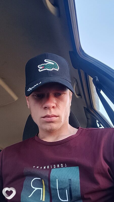 Иван, 23, Несвиже — анкета №351825