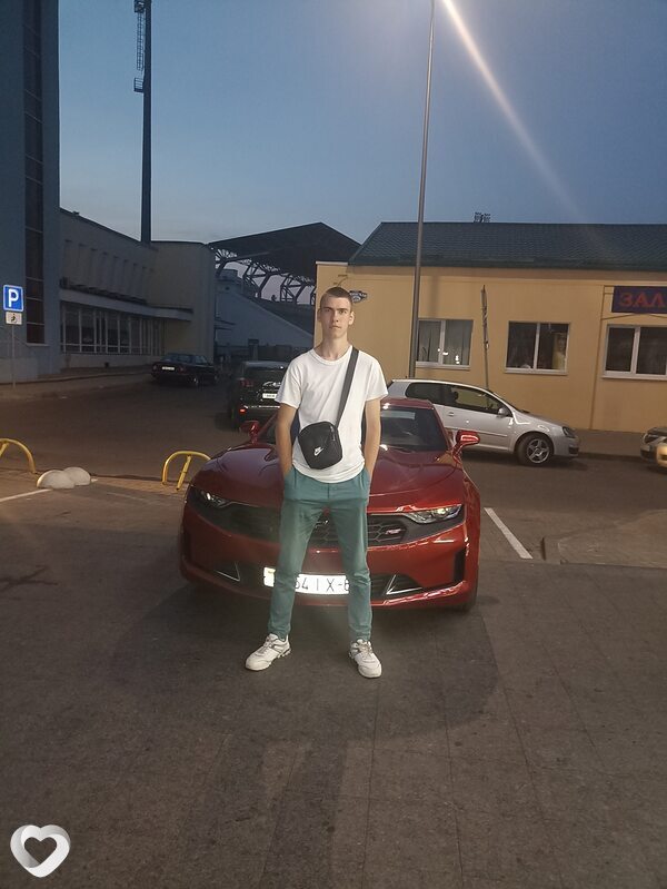 Никита, 21, Могилев — анкета №352223