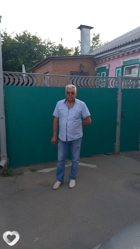 Михаил, 61, Каменске-Шахтинском — анкета №352919