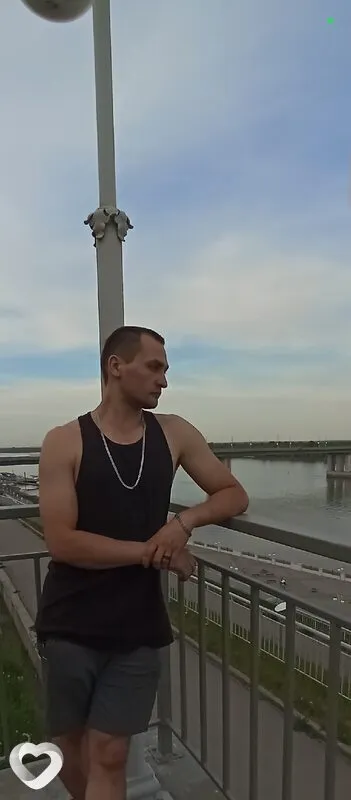 Илья, 27, Барнауле — анкета №354885