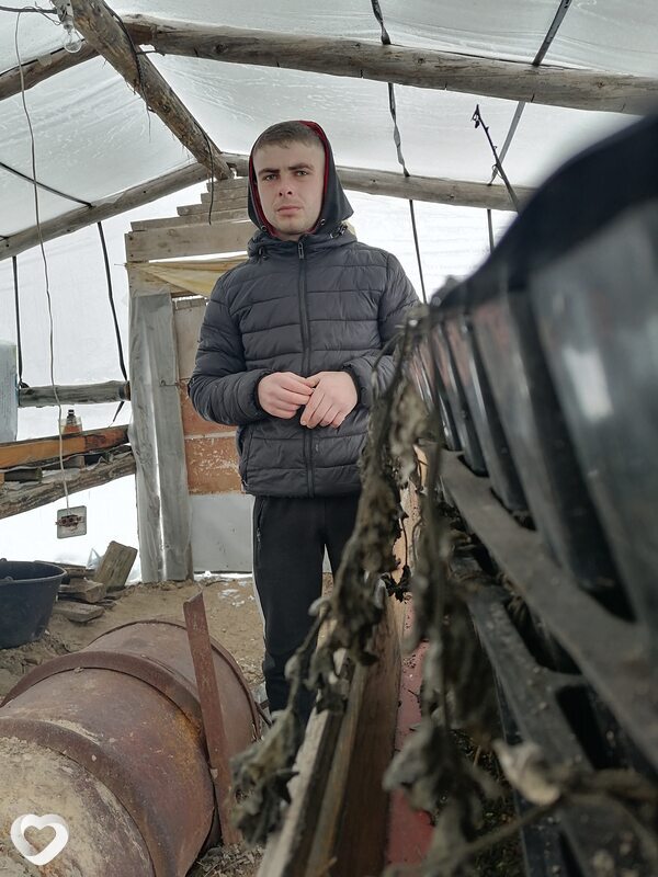 Вадим, 28, Цюрупинске — анкета №355258