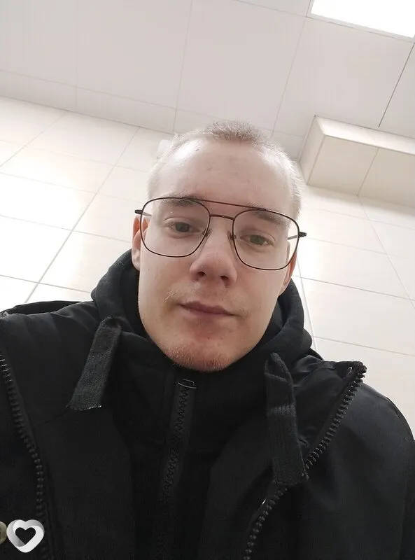 Илья, 23, Москве — анкета №357142