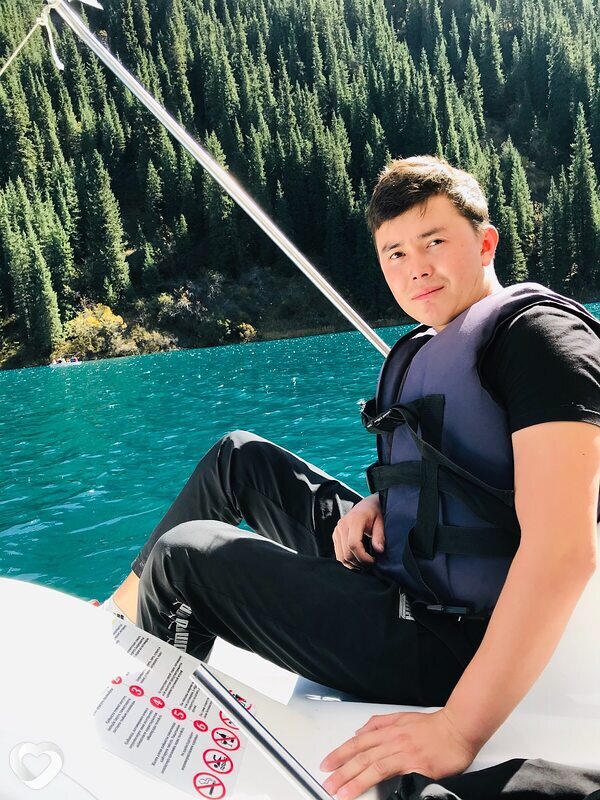 Айдос, 28, Алматы — анкета №357394