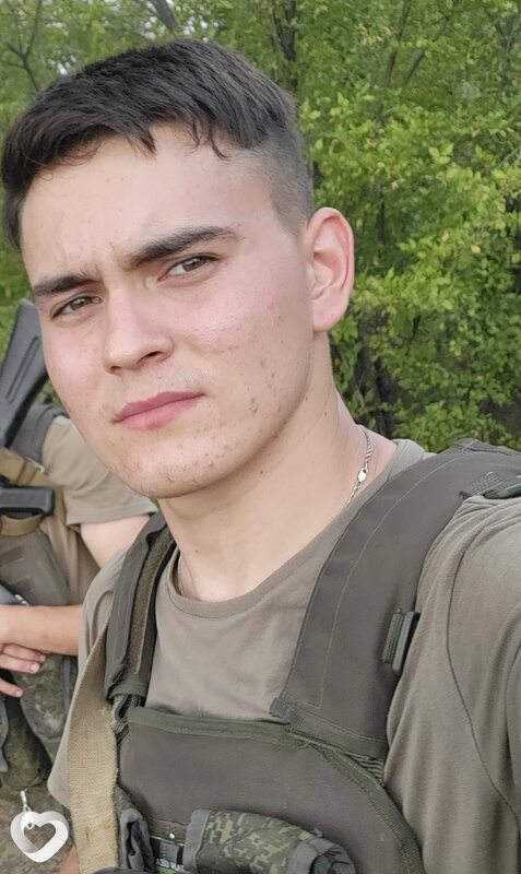Влад, 23, Канаше — анкета №360123