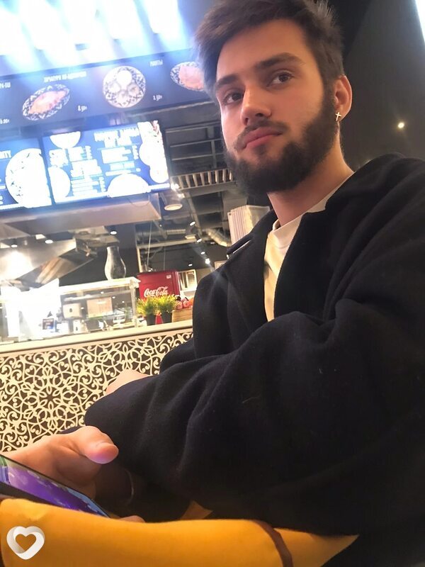 Артём, 22, Минске — анкета №362231