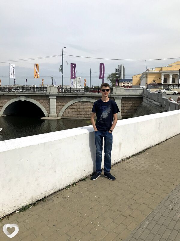 Денис, 26, Москве — анкета №362388