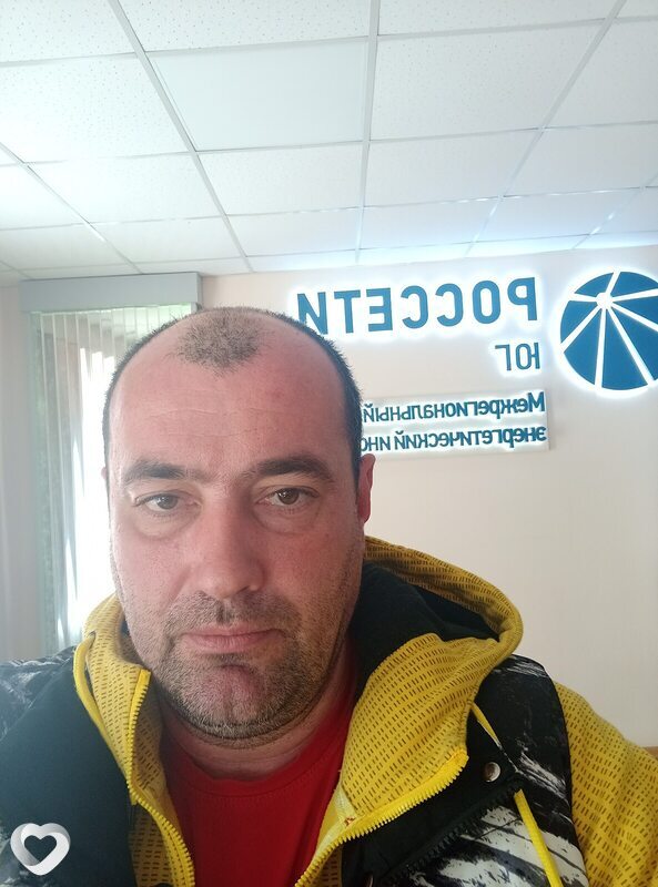 Максим, Аксай