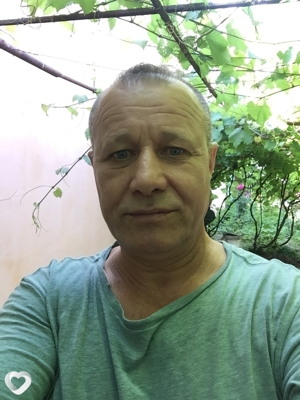 Ionut Bogdani, București