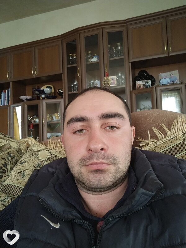 Григор, 28, Ереван — анкета №366416