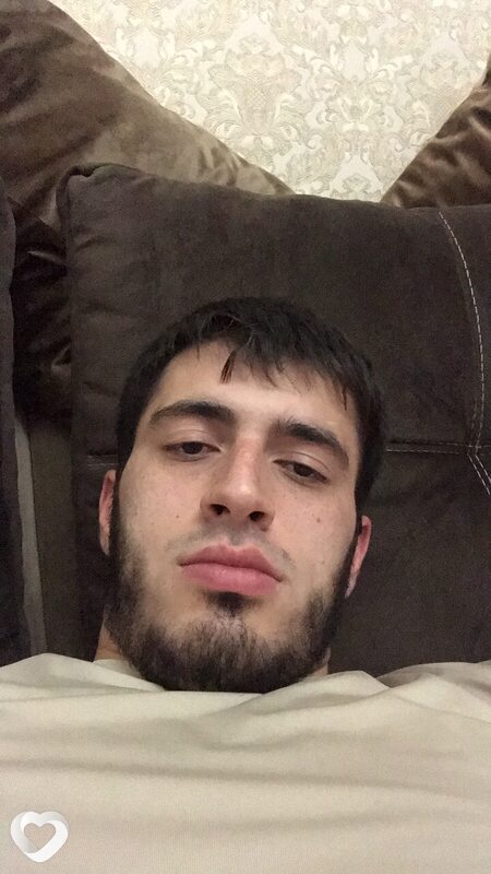 Вадим, 29, Снежном — анкета №366925