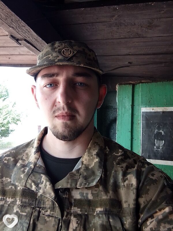 Артём, 25, Кропивницкий — анкета №367735