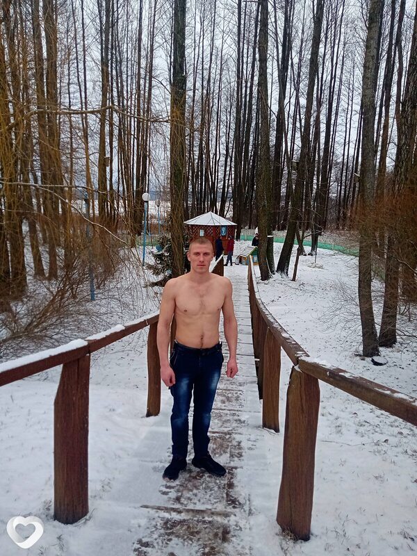Максим, 30, Слуцке — анкета №368121