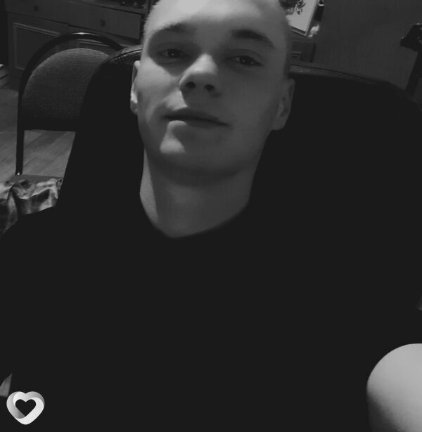 Иван, 26, Абакане — анкета №368585