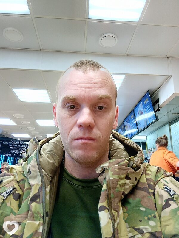 Артём, 40, Омске — анкета №369242