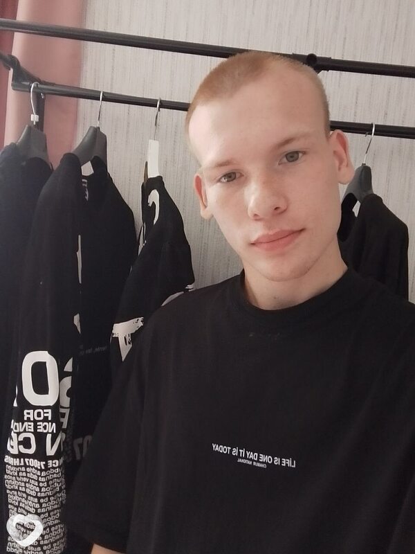 Артём, 23, Ярославле — анкета №369392