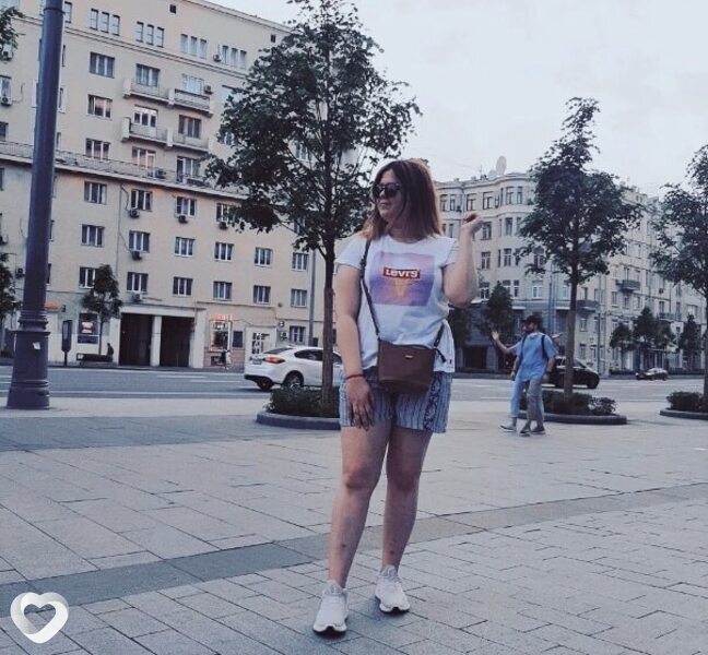Лиза, 25, Барнауле — анкета №370208