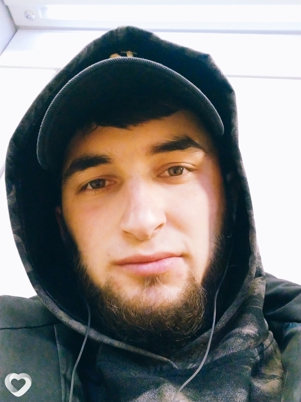 Али, Приморский