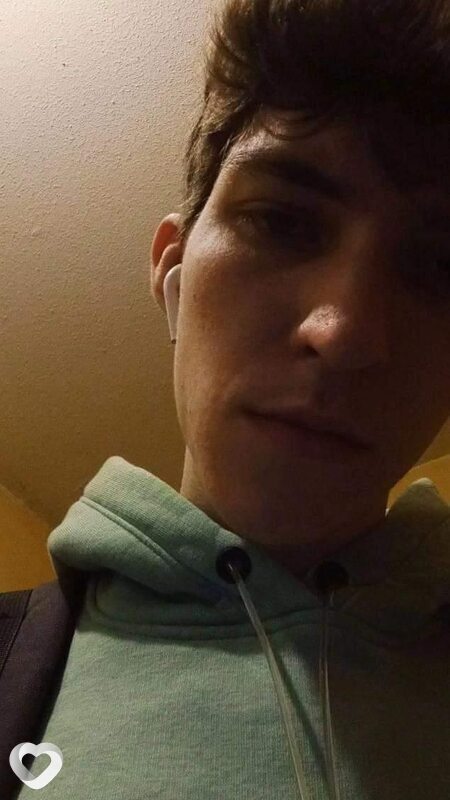 Илья, 23, Барановичах — анкета №372774
