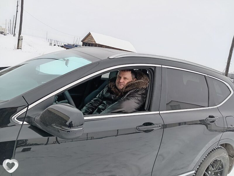 Лев, 36, Красноярске — анкета №373536