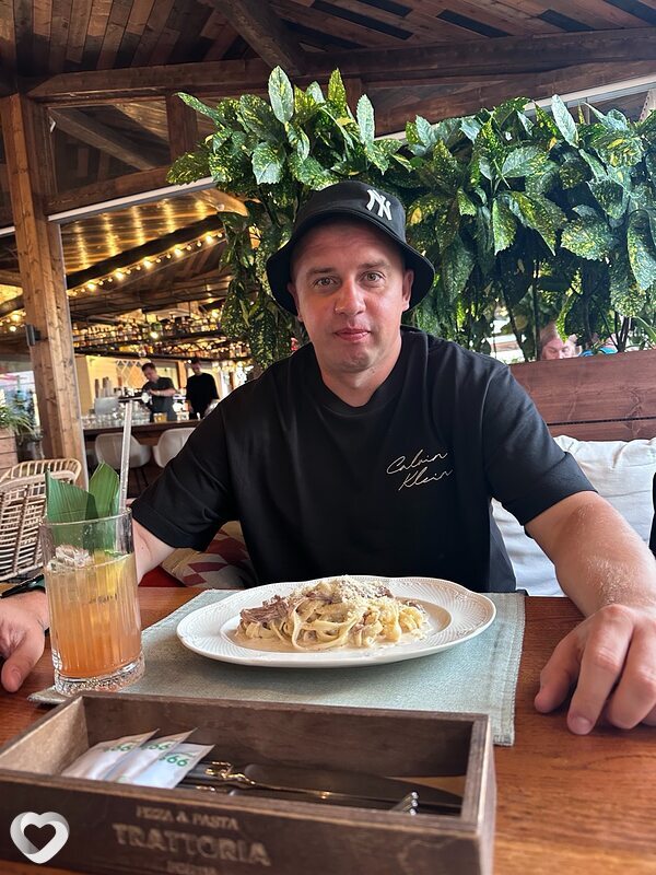 Артем, 33, Абакане — анкета №373544