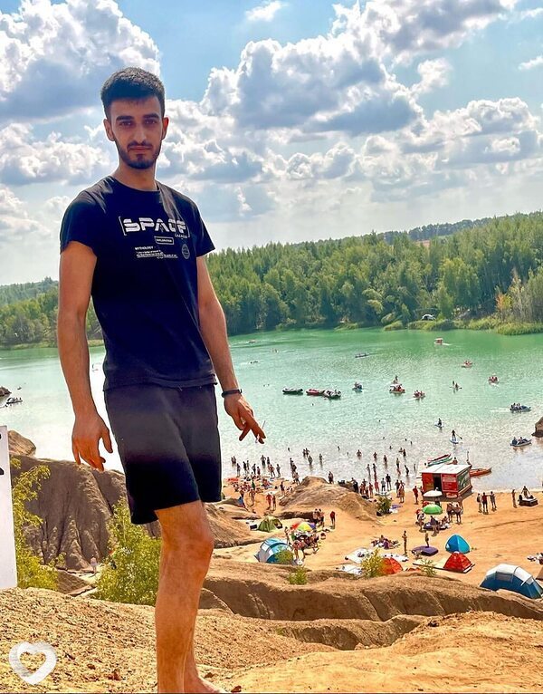Макс, 26, Москве — анкета №374421