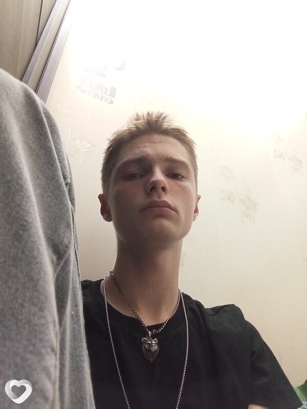 Влад, 20, Санкт-Петербурге — анкета №375447