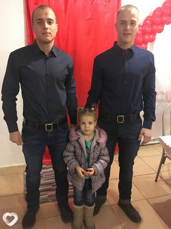 Виктор, 27, Таганроге — анкета №376091