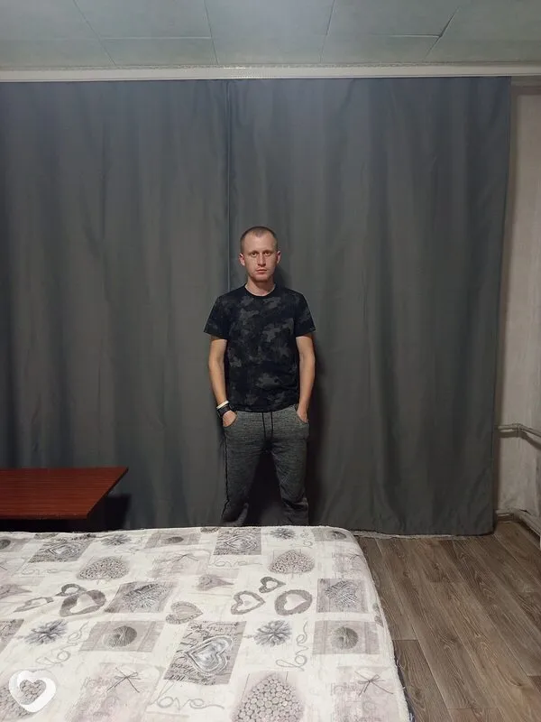 Anton, 27, Сморгони — анкета №8458