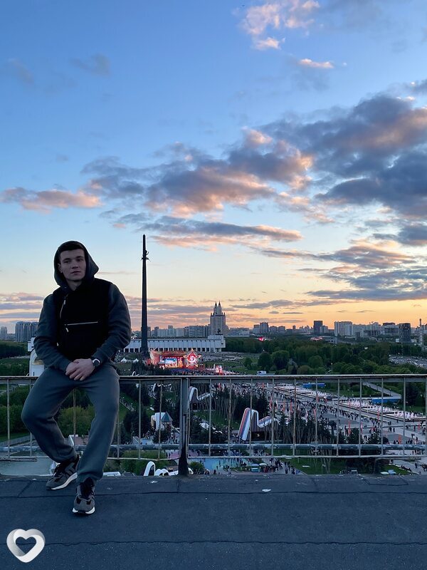 Денис, 26, Москве — анкета №377366