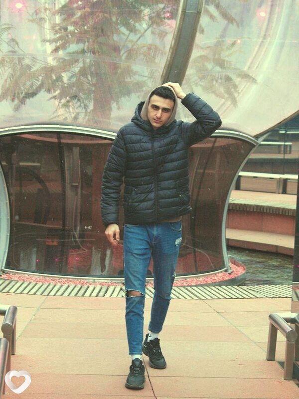 Артём, 26, Краснодаре — анкета №378440