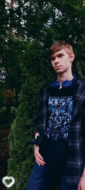 Кирилл, 22, Москве — анкета №380504
