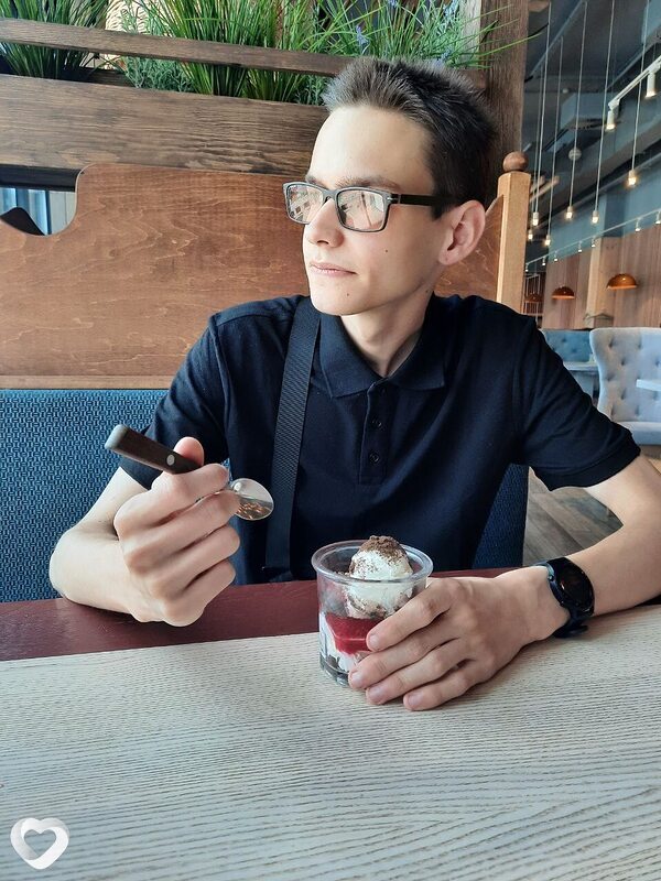 Степан, 24, Солигорске — анкета №382339