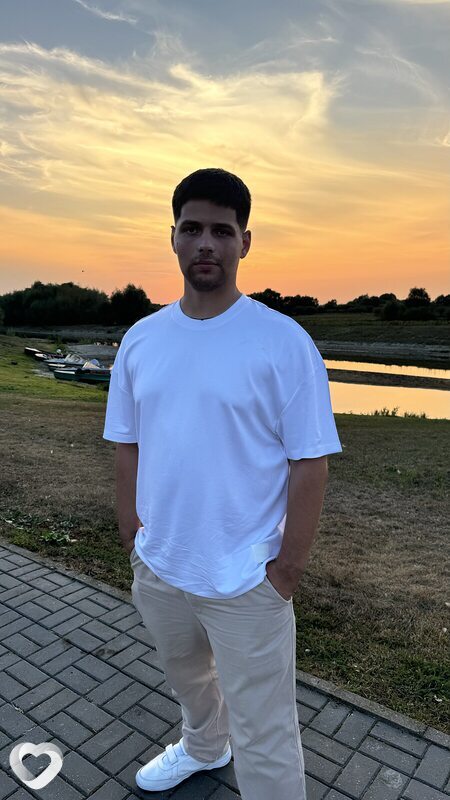 Женя, 27, Минске — анкета №383240