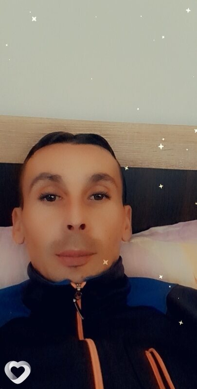 Petryx, Titu