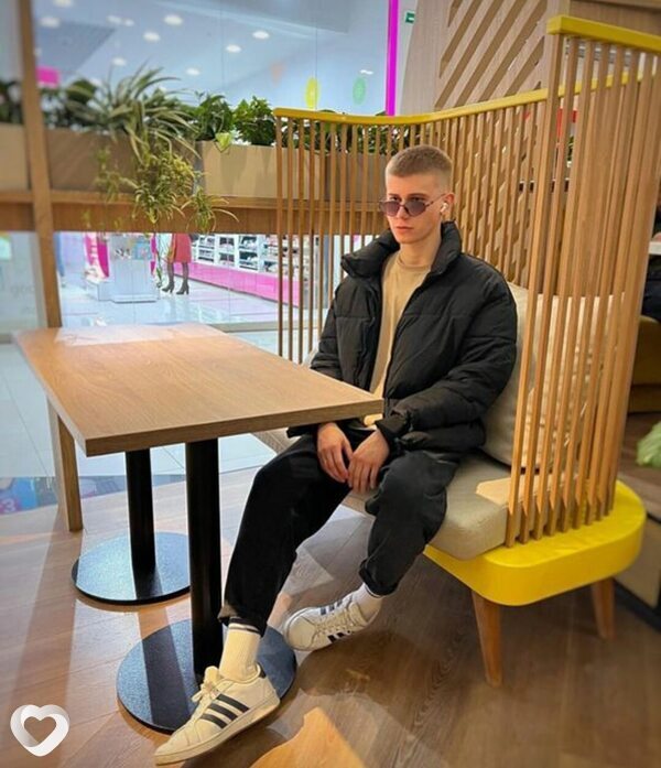 Украинец, 30, Донецк (Ростовская Обл.) — анкета №384674