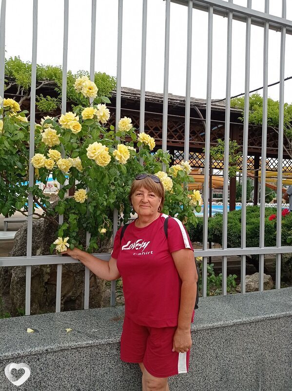 Людмила, 63, Новороссийске — анкета №384511