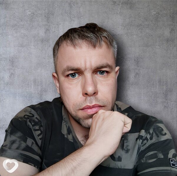 Илья, 40, Белогорске — анкета №386886