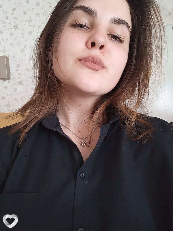 Аня, 20, Волгограде — анкета №387794