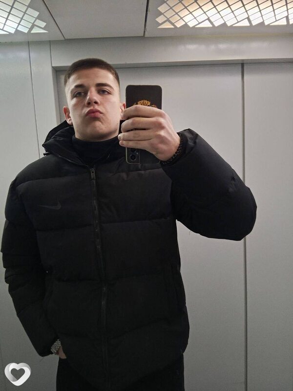 Артур, 27, Витебске — анкета №387887