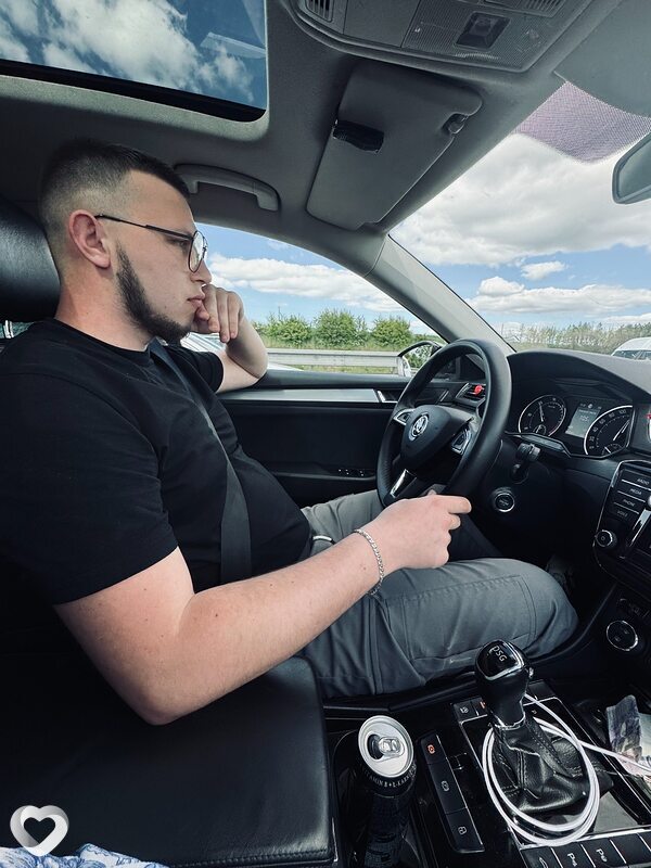 Денис, 28, Прага — анкета №387653