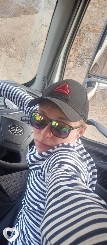 Алексей, 25, Усолье-Сибирское — анкета №387971
