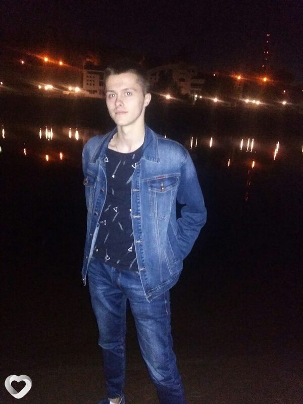 Виктор, 27, Барановичах — анкета №387868