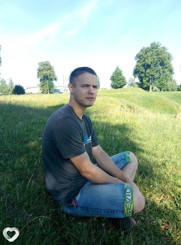 Дмитрий, 31, Жабинке — анкета №389277
